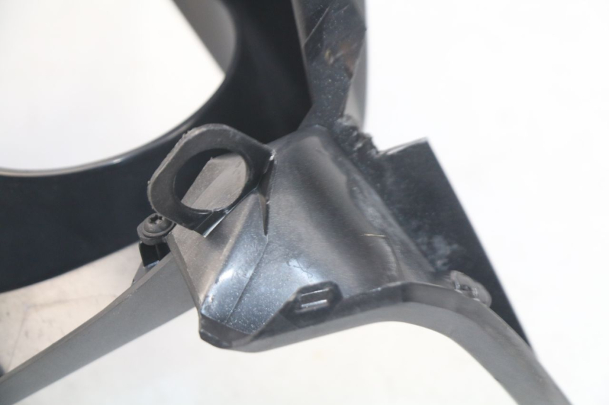 photo de Cornice del contachilometri PEUGEOT SATELIS 500 (2007 - 2013) - Zoom sullo stato d'uso