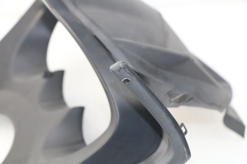 photo de Cornice del contachilometri PEUGEOT SATELIS 500 (2007 - 2013) - Dettagli dei punti di fissaggio