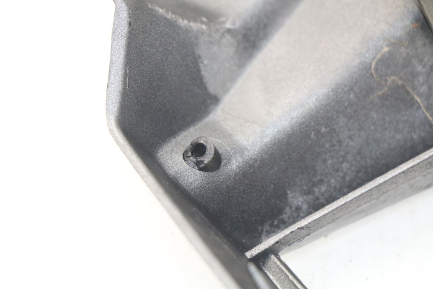 photo de Cornice del contachilometri PEUGEOT SC 50 (1988 - 1992) - Primo piano tecnico