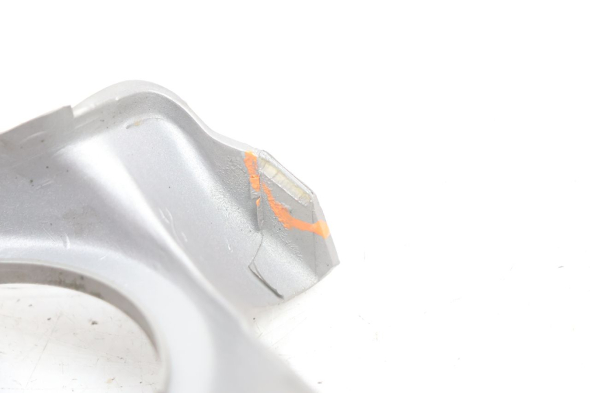 photo de CONTACHILOMETRI CARENA APRILIA SCARABEO GT 125 (1999 - 2007) - Altra angolazione