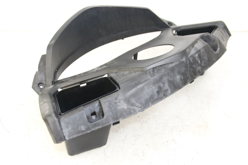 photo de Cornice del contachilometri RAZZO STEED 125 (2012 - 2018) - Dettagli dei punti di fissaggio