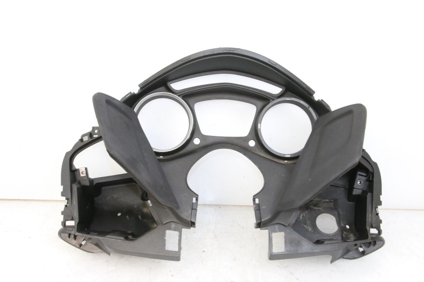 photo de CRUSCOTTO PIAGGIO X10 125 (2012 - 2017) - Stato della superficie e materiale