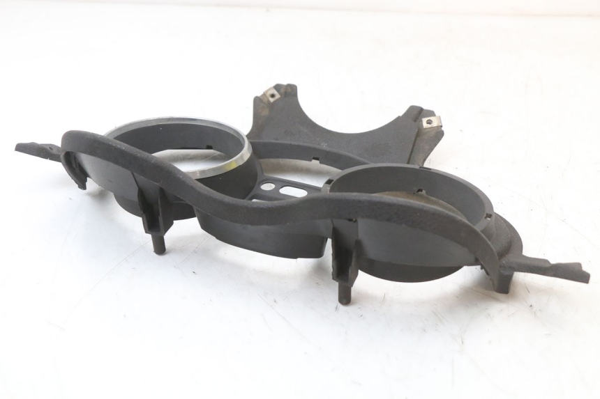 photo de CRUSCOTTO PIAGGIO XEVO - X EVO 125 (2007 - 2017) - Dettagli dei punti di fissaggio