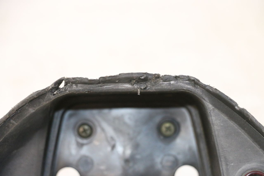 photo de CONTACHILOMETRI CARENA YAMAHA YFM BRUIN 350 (2003 - 2009) - Stato della superficie e materiale