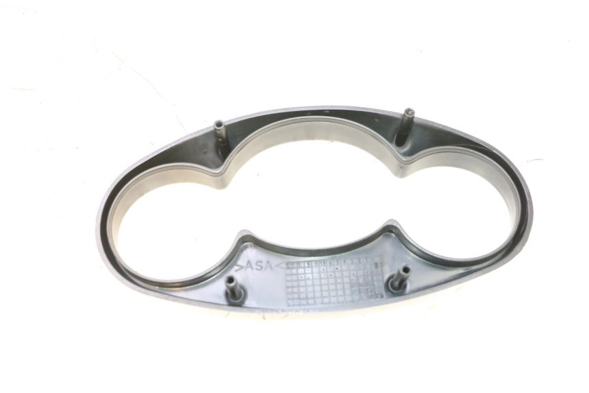 photo de Cornice del contachilometri YAMAHA YP MAJESTY 125 (1998 - 2001) - Zoom sullo stato d'uso