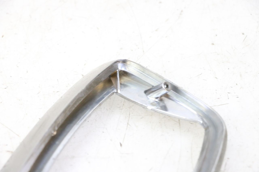 photo de COPERCHIO FANALE POSTERIORE PIAGGIO LXV 4T 50 (2009 - 2013) - Primo piano tecnico