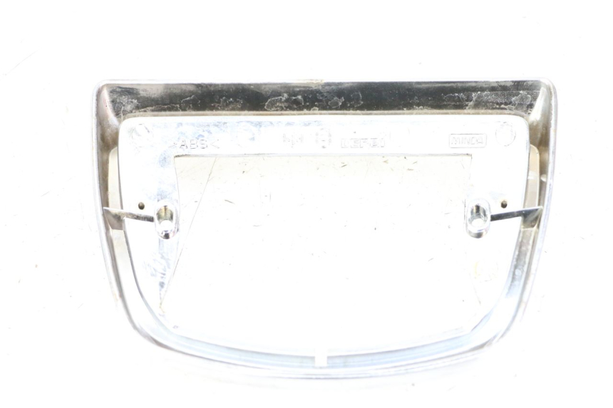photo de CONTORNO LUCE POSTERIORE PIAGGIO VESPA LX 2T 50 (2005 - 2013) - Dettaglio del componente