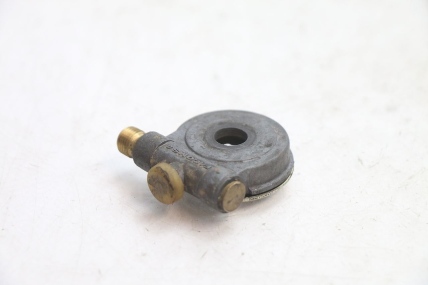 photo de TACHIMETRO RINVIO PEUGEOT 103 SPX CLIP 50 (1989 - 1992) - Zoom sullo stato d'uso