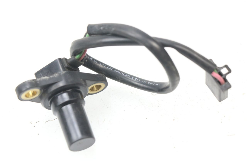 photo de TACHIMETRO RINVIO HONDA CBR 929 RR FIREBLADE 900 (2000 - 2001) - Primo piano tecnico