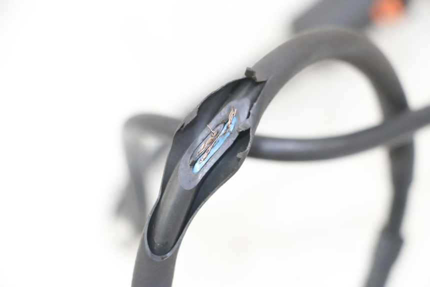 photo de TACHIMETRO RINVIO PEUGEOT ELYSTAR 125 (2002 - 2007) - Vista d'insieme del prodotto