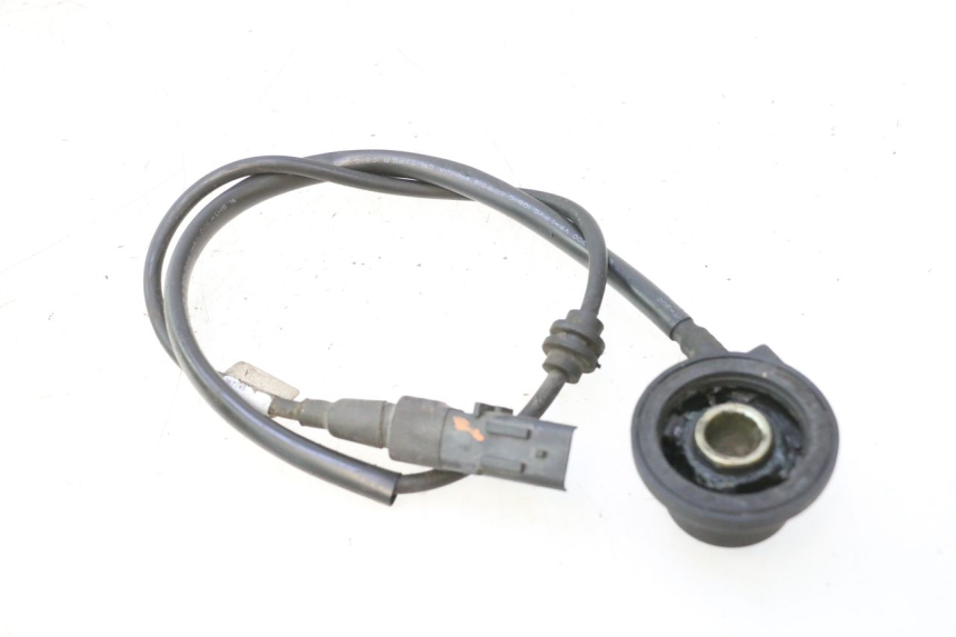 photo de ENTRAINEUR CONTACHILOMETRI PEUGEOT ELYSTAR 50 (2002 - 2014) - Stato della superficie e materiale