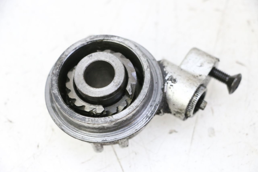 photo de INNESTO DEL CONTAGIRI DAELIM HISTORY 125 (2001 - 2002) - Primo piano tecnico