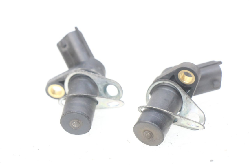 photo de ENTRATORE CONTACHILOMETRI PIAGGIO MP3 LT 300 (2010 - 2016) - Dettaglio del componente