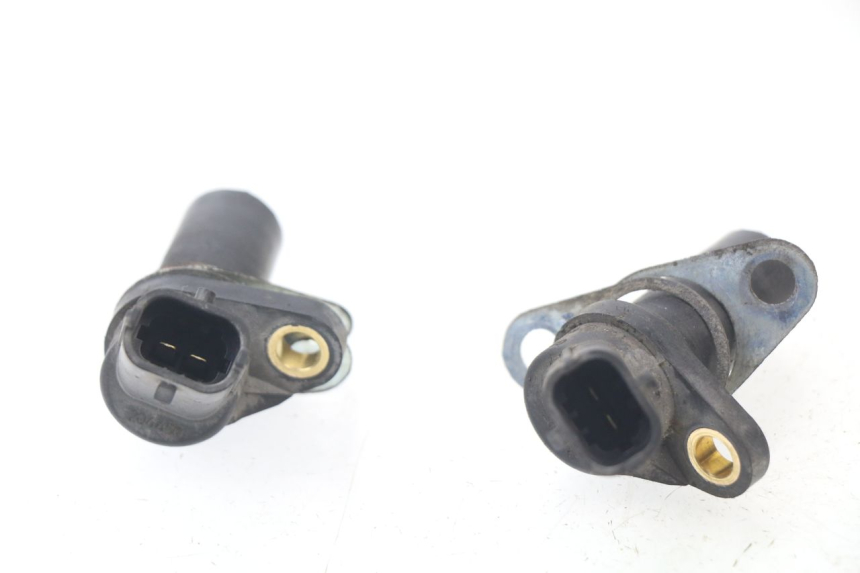 photo de ENTRATORE CONTACHILOMETRI PIAGGIO MP3 500 (2011 - 2015) - Altra angolazione