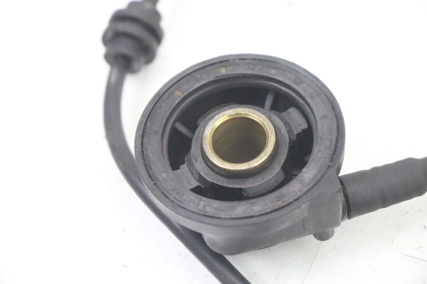 photo de ENTRATORE CONTACHILOMETRI PEUGEOT CITYSTAR 50 (2013 - 2017) - Primo piano tecnico