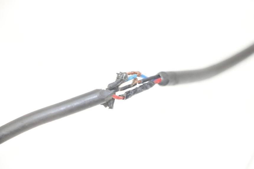 photo de ENTRATORE CONTACHILOMETRI YAMAHA XMAX X-MAX 125 (2006 - 2009) - Ricambio usato controllato