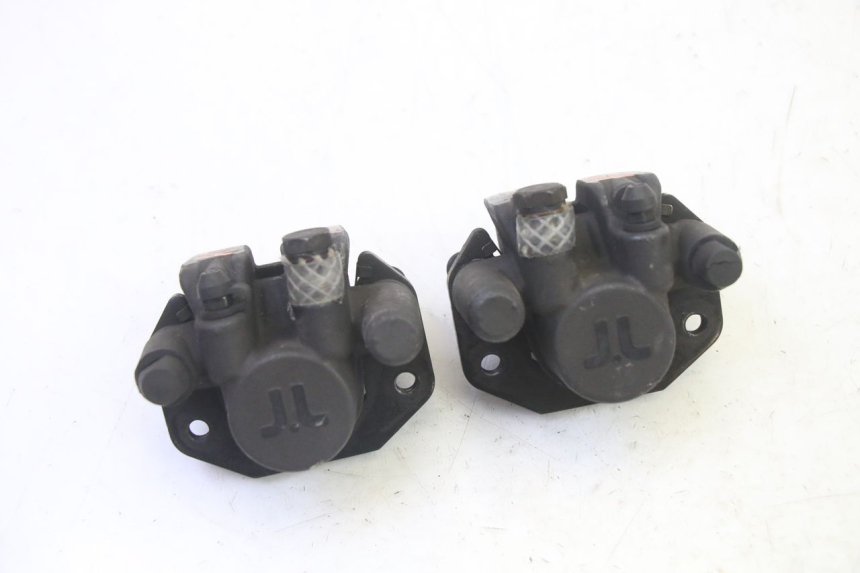 photo de PINZA FRENO POSTERIORE QUADRO 4 4D 350 (2015 - 2018) - Vista principale