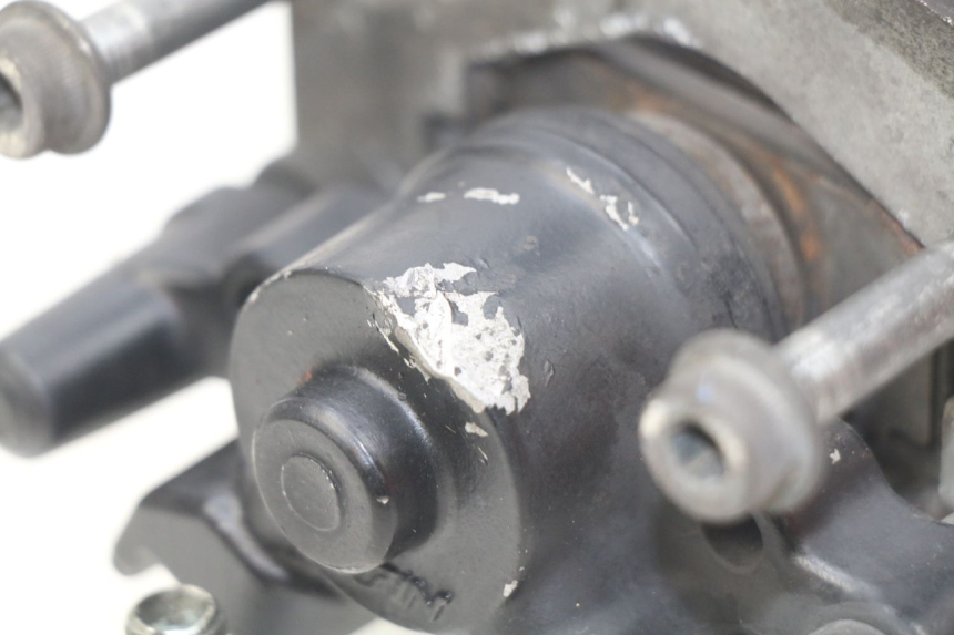 photo de PINZA FRENO POSTERIORE SUZUKI BURGMAN 125 (2007 - 2014) - Zoom sullo stato d'uso