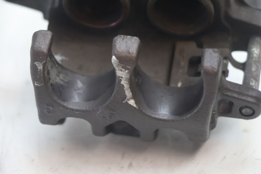 photo de PINZA FRENO POSTERIORE BMW C SPORT 650 (2015 - 2021) - Dettagli dei punti di fissaggio