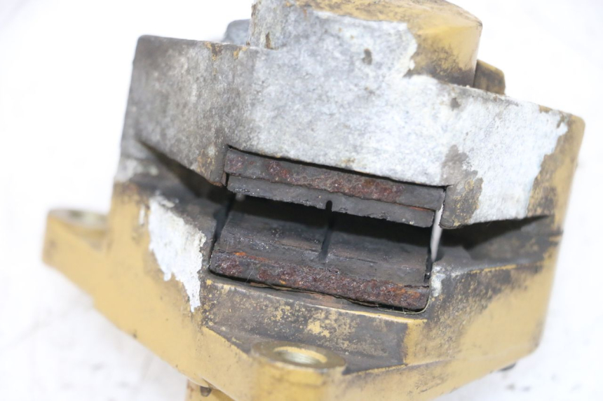 photo de PINZA FRENO POSTERIORE HONDA NSR R 125 (1994 - 2003) - Primo piano tecnico