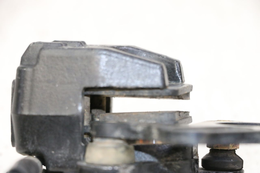 photo de PINZA FRENO POSTERIORE APOLLO RFZ 125 - Zoom sullo stato d'uso