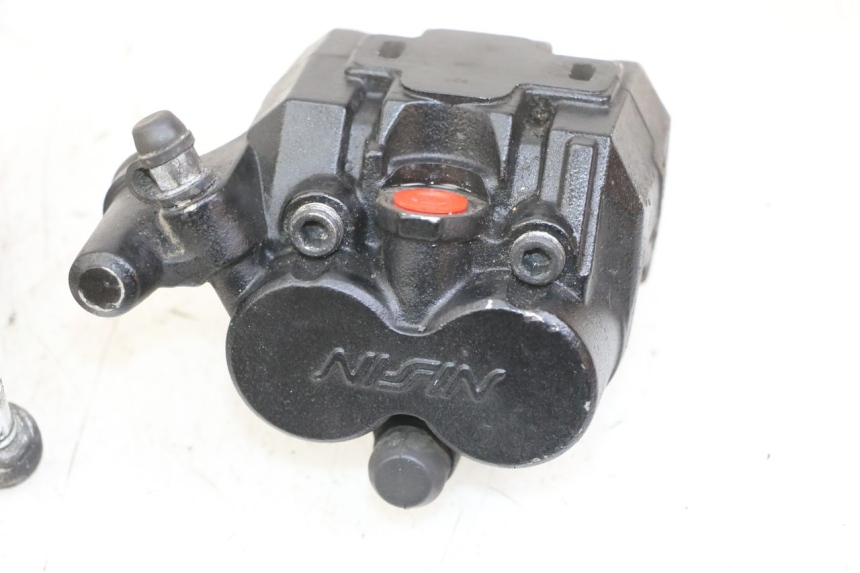 photo de PINZA FRENO POSTERIORE PEUGEOT SATELIS 125 (2013 - 2018) - Dettagli dei punti di fissaggio