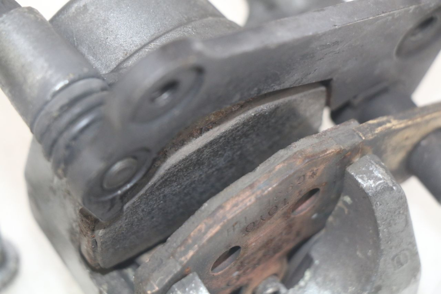 photo de PINZA FRENO POSTERIORE KAWASAKI ZX-6R ZX6R 600 (1995 - 1997) - Zoom sullo stato d'uso