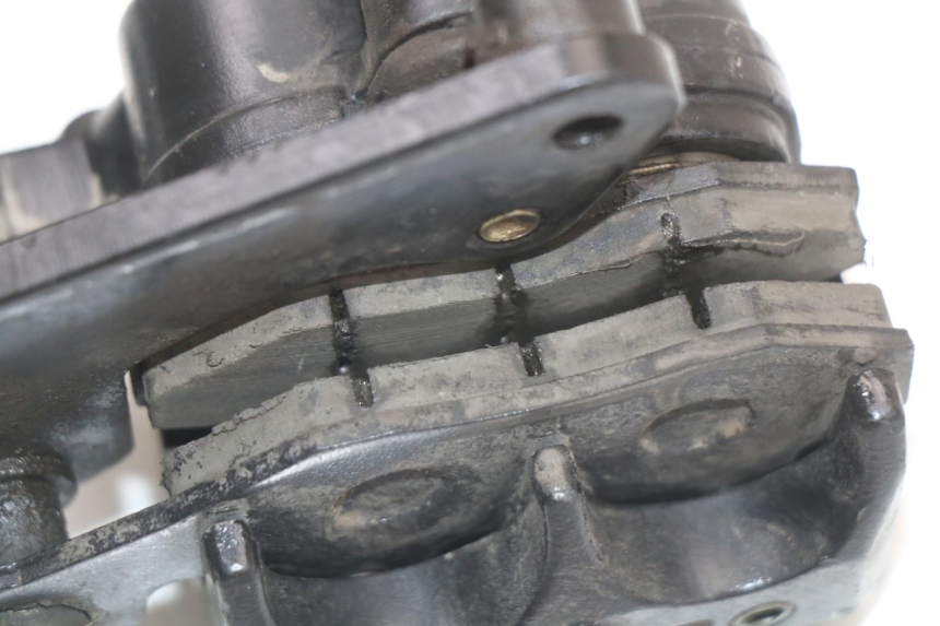 photo de PINZA FRENO ANTERIORE KYMCO AGILITY 4T 50 (2005 - 2018) - Dettagli dei punti di fissaggio