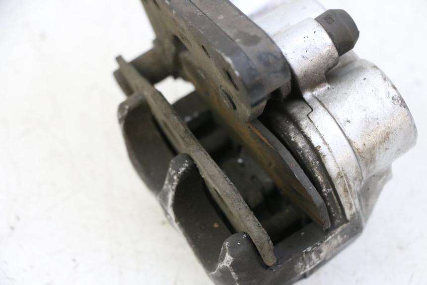 photo de PINZA FRENO ANTERIORE KYMCO AGILITY 4T 50 (2018 - 2022) - Altra angolazione