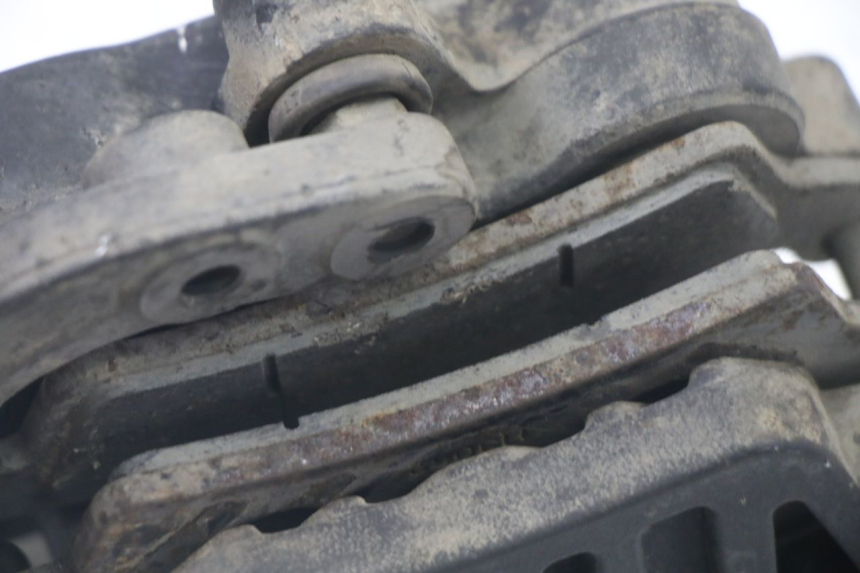 photo de PINZA FRENO ANTERIORE APRILIA ATLANTIC 125 (2003 - 2009) - Stato della superficie e materiale