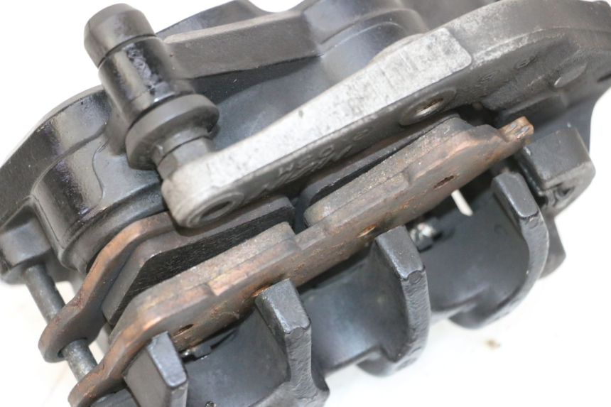 photo de PINZA FRENO ANTERIORE SUZUKI BURGMAN 125 (2007 - 2014) - Dettaglio del componente