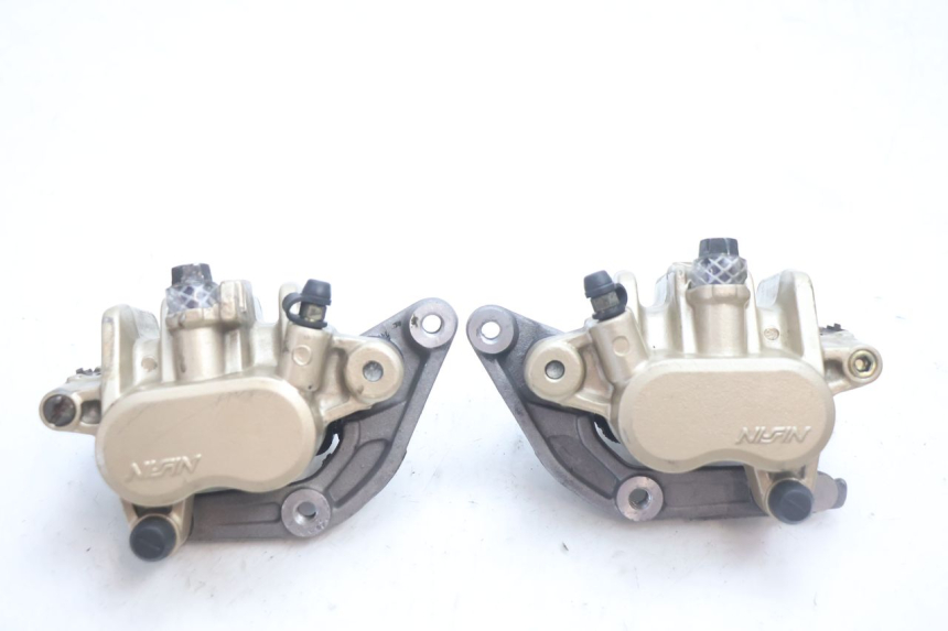 photo de PINZA FRENO ANTERIORE  HONDA CB F HORNET 600 (2005 - 2006) - Vista principale