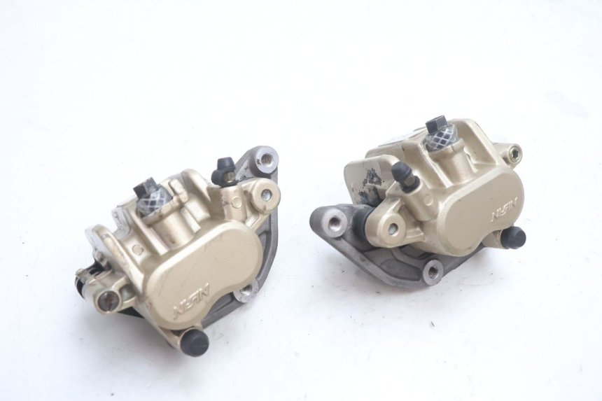 photo de PINZA FRENO ANTERIORE  HONDA CB F HORNET 600 (2005 - 2006) - Altra angolazione
