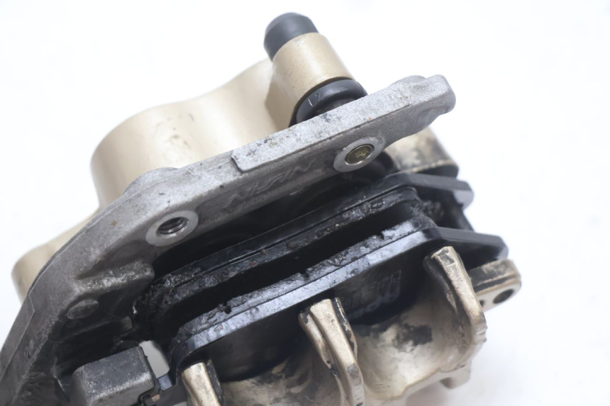 photo de PINZA FRENO ANTERIORE  HONDA CB F HORNET 600 (2005 - 2006) - Marcature e riferimenti originali