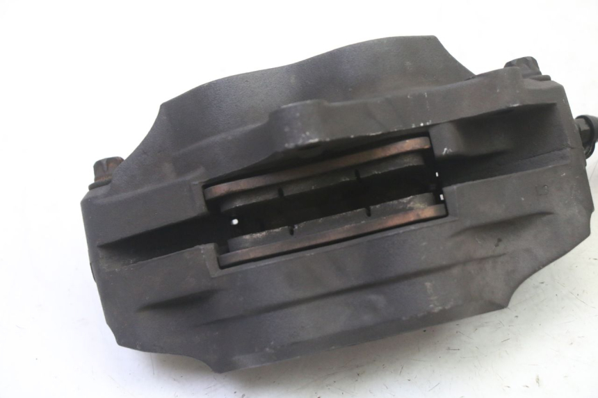 photo de PINZA FRENO ANTERIORE  HONDA CBR RR FIREBLADE 900 (1992 - 1994) - Stato della superficie e materiale