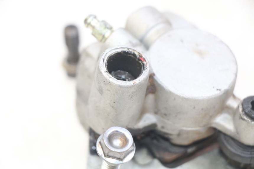 photo de PINZA FRENO ANTERIORE HONDA CR 80 (2001 - 2003) - Zoom sullo stato d'uso