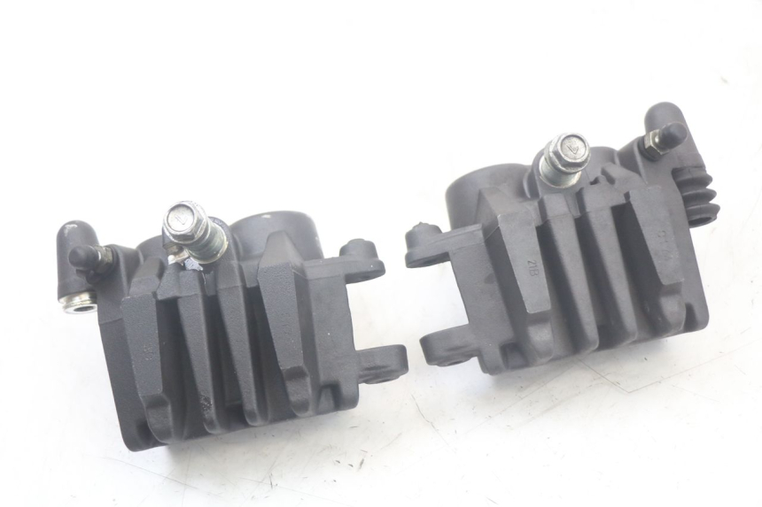 photo de PINZA FRENO ANTERIORE  KAWASAKI ER-6 ER6 N 650 (2012 - 2016) - Zoom sullo stato d'uso