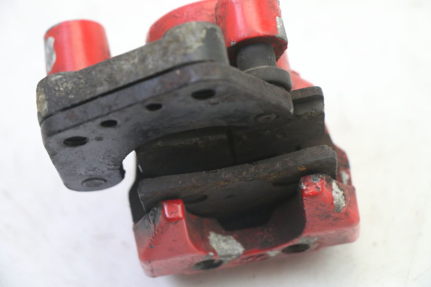 photo de PINZA FRENO ANTERIORE KEEWAY F-ACT FACT 50 (2006 - 2011) - Dettagli dei punti di fissaggio