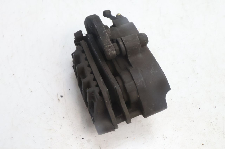 photo de PINZA FRENO ANTERIORE HONDA FES PANTHEON 125 (2003 - 2007) - Altra angolazione