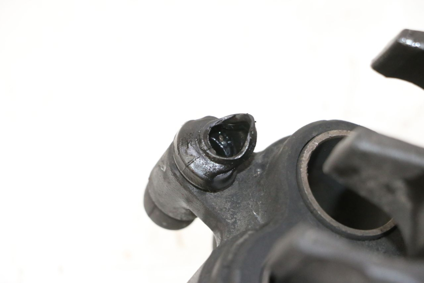 photo de PINZA FRENO ANTERIORE HONDA FES S-WING SWING ABS 125 (2007 - 2015) - Zoom sullo stato d'uso