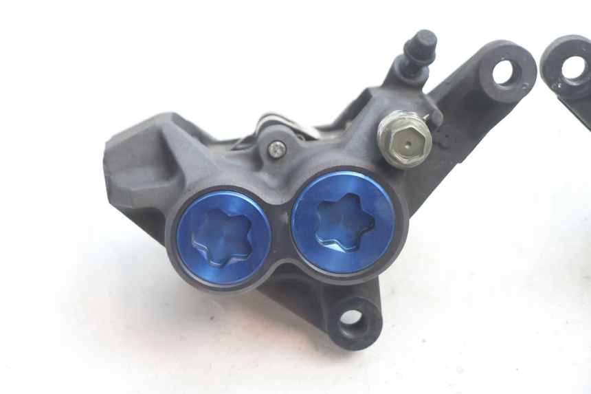 photo de PINZA FRENO ANTERIORE  YAMAHA FJR 1300 (2001 - 2005) - Dettaglio del componente