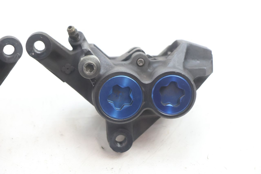 photo de PINZA FRENO ANTERIORE  YAMAHA FJR 1300 (2001 - 2005) - Zoom sullo stato d'uso