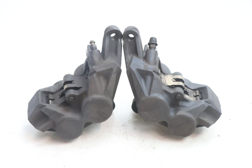 photo de PINZA FRENO ANTERIORE  YAMAHA FJR 1300 (2001 - 2005) - Vista d'insieme del prodotto