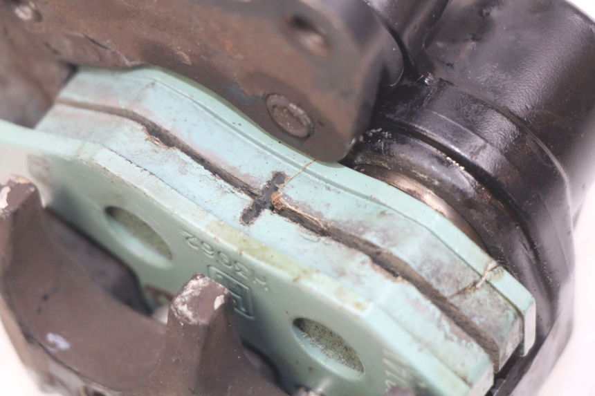 photo de PINZA FRENO ANTERIORE PIAGGIO FLY 100 (2006 - 2010) - Zoom sullo stato d'uso