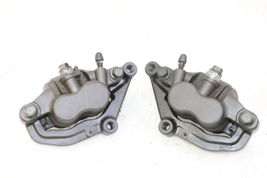 photo de PINZA FRENO ANTERIORE  YAMAHA FZ6 N FAZER 600 (2004 - 2006) - Vista principale