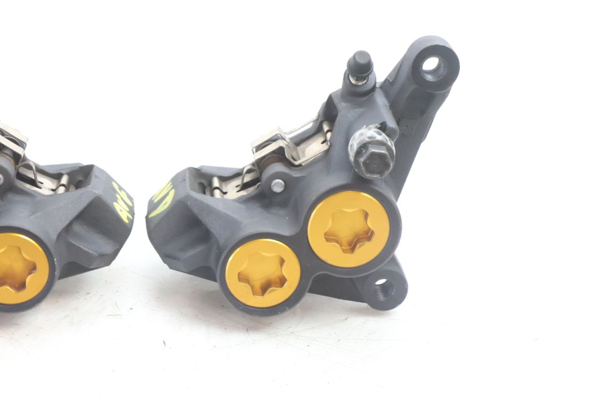 photo de Pinza freno anteriore YAMAHA FZ8 800 (2010 - 2016) - Primo piano tecnico