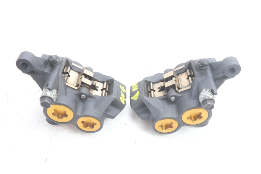 photo de Pinza freno anteriore YAMAHA FZ8 800 (2010 - 2016) - Vista d'insieme del prodotto