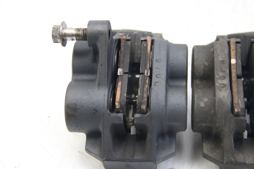 photo de PINZA FRENO ANTERIORE YAMAHA FZS FAZER 600 (2001 - 2003) - Vista d'insieme del prodotto