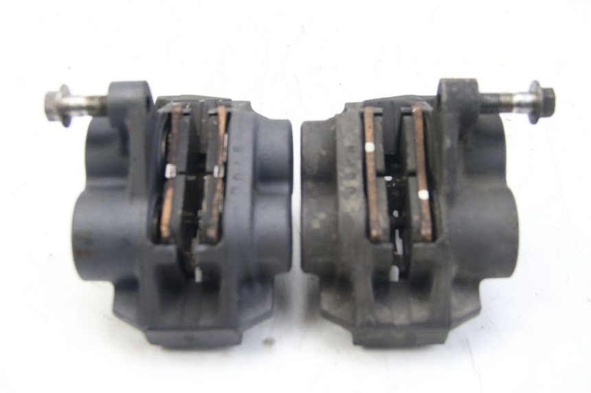 photo de PINZA FRENO ANTERIORE YAMAHA FZS FAZER 600 (2001 - 2003) - Dettagli dei punti di fissaggio