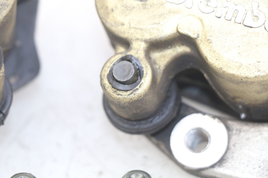 photo de PINZA FRENO ANTERIORE GILERA GP 800 (2007 - 2013) - Ricambio usato controllato